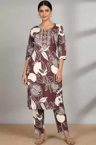 Women Floral Printed Regular Thread Work Kurta with Trousers