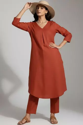Women Regular Kurta with Trousers