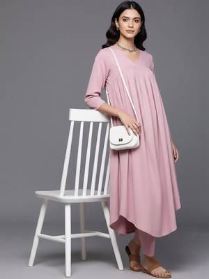 Women Empire Silk Crepe Kurta with Trousers 1