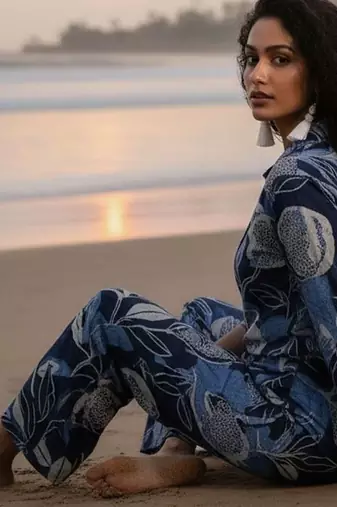 Women Floral Printed Regular Top with Trousers