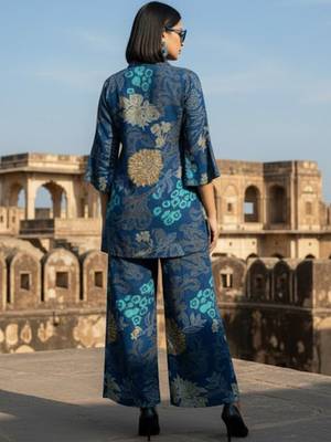 Women Floral Printed Regular Kurta with Palazzos 4