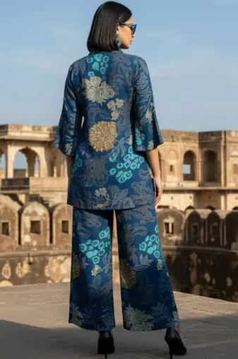 Women Floral Printed Regular Kurta with Palazzos