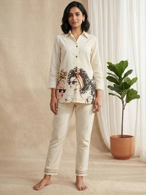 Women Printed Regular Pure Cotton Kurta with Trousers 1