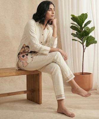 Women Printed Regular Pure Cotton Kurta with Trousers 7
