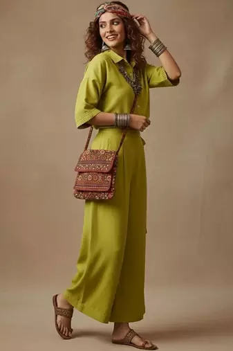 Women Regular Top with Trousers