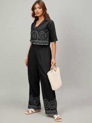 Women Embroidered Regular Thread Work Top with Trousers 1