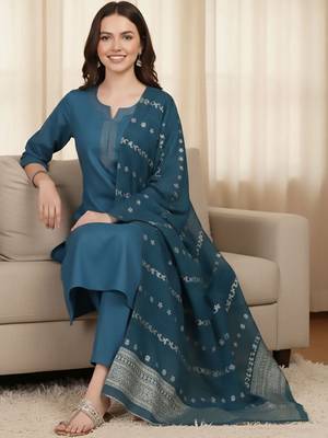 Notch Neck Straight Kurta With Trousers & Dupatta 1