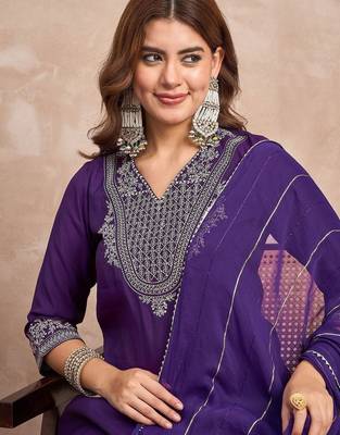 Ethnic Motifs Yoke Design Thread Work Straight Kurta With Trousers & Dupatta 2