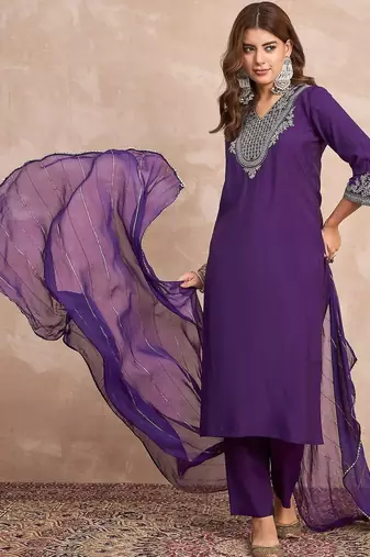 Ethnic Motifs Yoke Design Thread Work Straight Kurta With Trousers & Dupatta