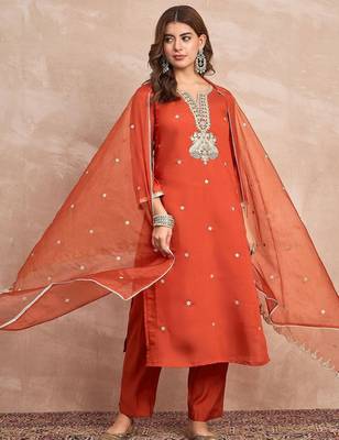 Women Ethnic Motifs Embroidered Regular Kurta & Trousers With Dupatta 5