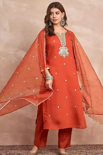 Women Ethnic Motifs Embroidered Regular Kurta & Trousers With Dupatta