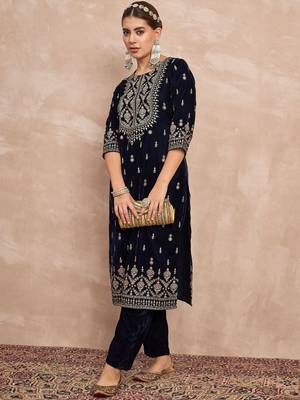 Ethnic Motifs Embroidered Zari Velvet Straight Kurta With Trousers 1