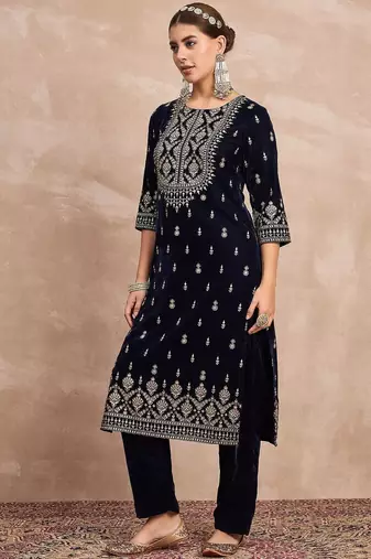 Ethnic Motifs Embroidered Zari Velvet Straight Kurta With Trousers