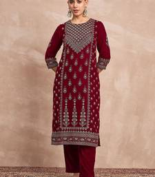 Women Ethnic Motifs Embroidered Kurta with Trousers