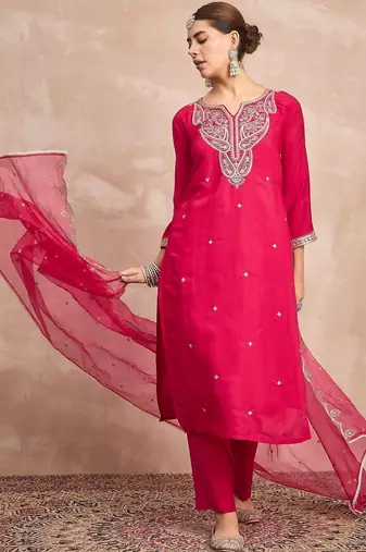 Paisley Embroidered Notch Neck Thread Work Straight Kurta With Trousers & Dupatta