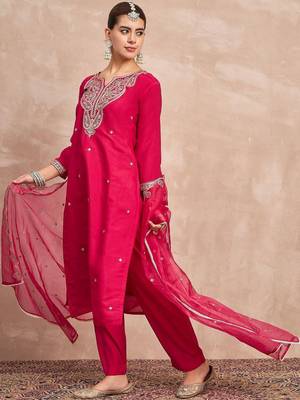 Paisley Embroidered Notch Neck Thread Work Straight Kurta With Trousers & Dupatta 4