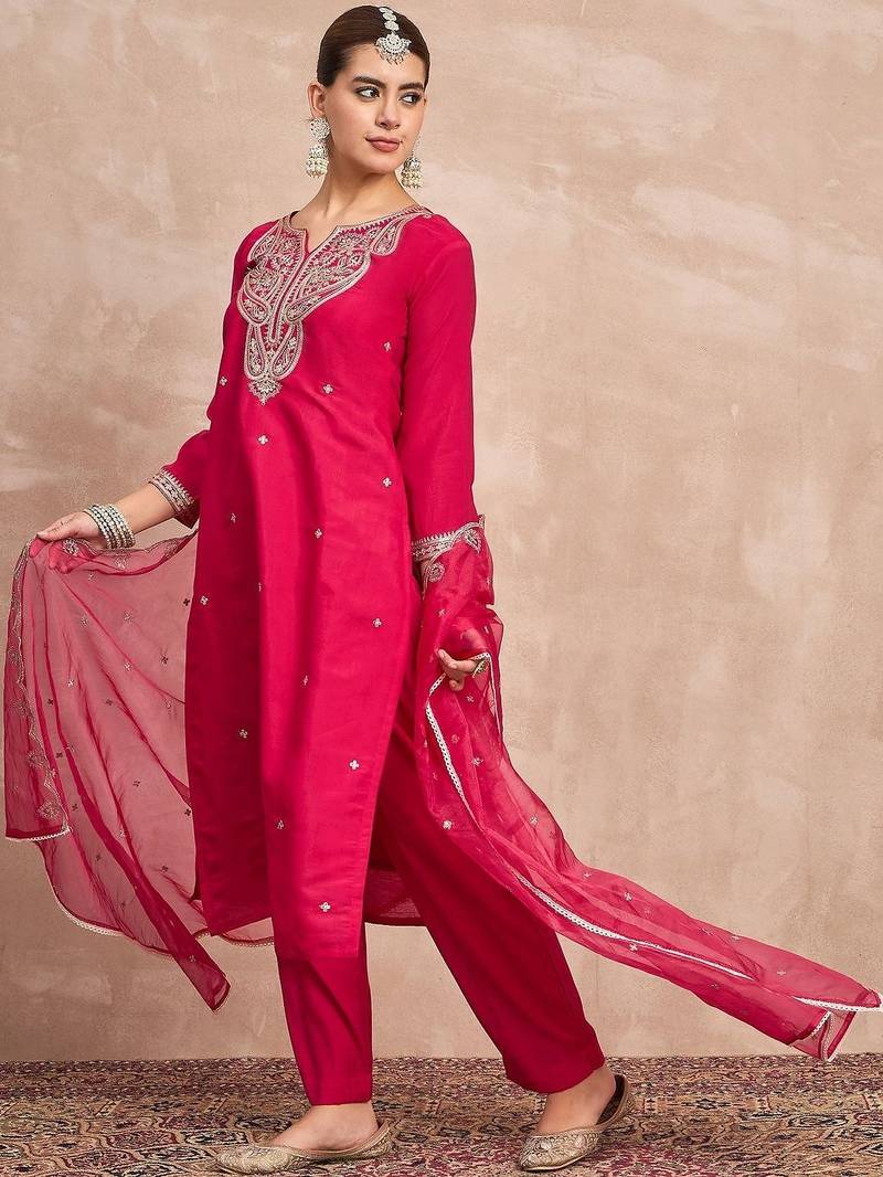 Paisley Embroidered Notch Neck Thread Work Straight Kurta With Trousers & Dupatta