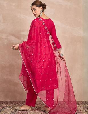 Paisley Embroidered Notch Neck Thread Work Straight Kurta With Trousers & Dupatta 7
