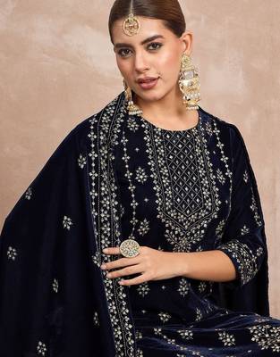 Women Ethnic Motifs Embroidered A-Line Kurta with Trousers & Dupatta 2
