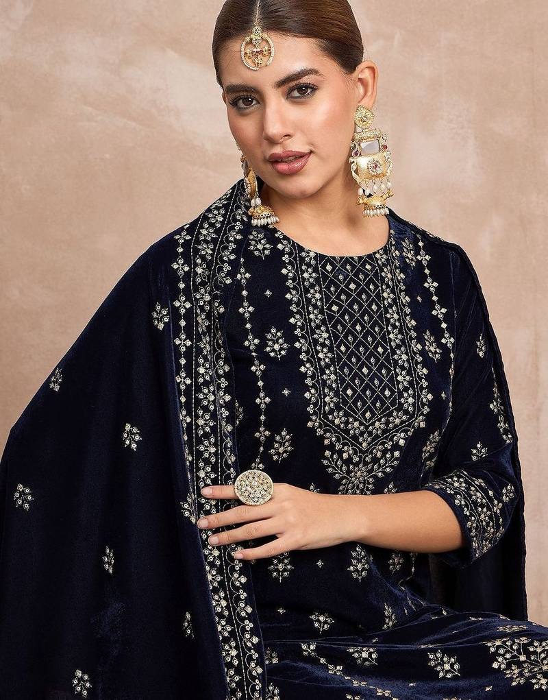 Women Ethnic Motifs Embroidered A-Line Kurta with Trousers & Dupatta
