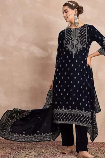 Ethnic Motifs Embroidered Zari Velvet Straight Kurta With Trousers & Dupatta