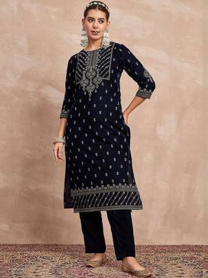 Ethnic Motifs Embroidered Zari Velvet Straight Kurta With Trousers & Dupatta 7