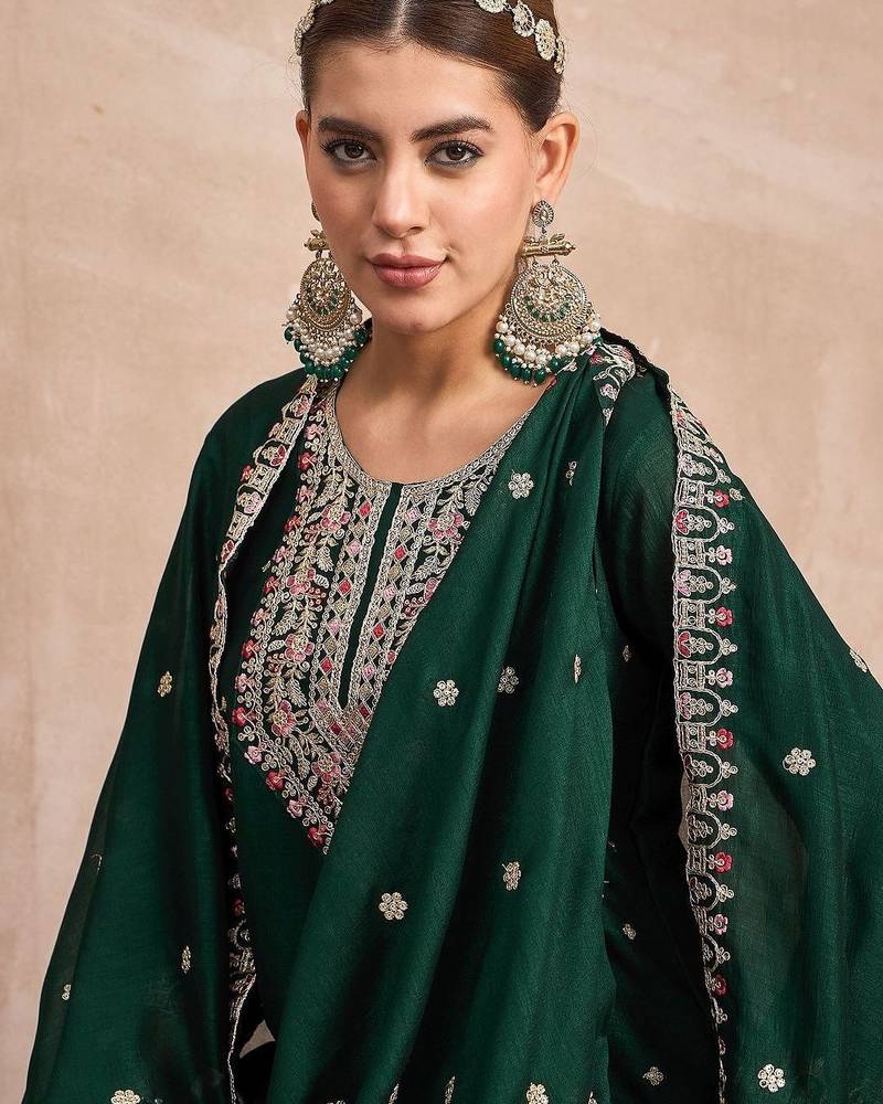 Women Ethnic Motifs Embroidered Regular Thread Work Kurta with Trousers & Dupatta