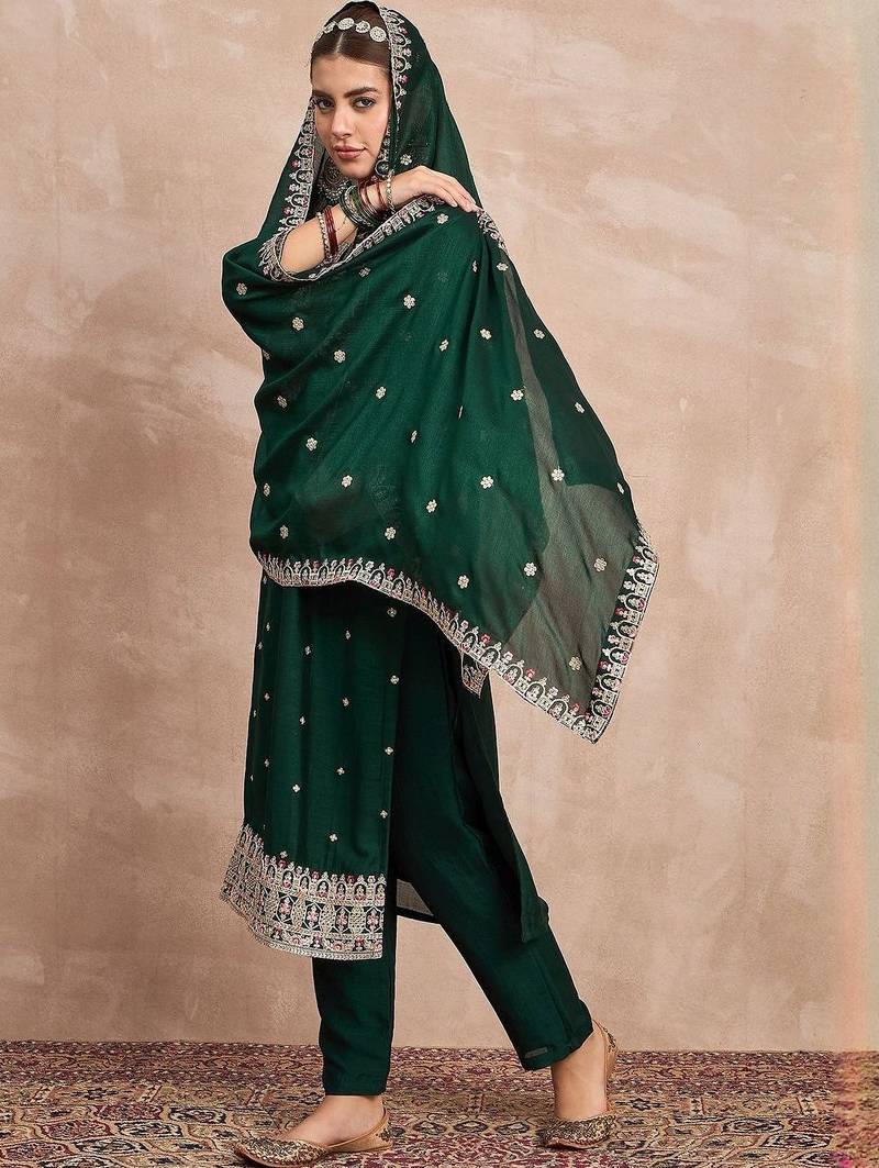 Women Ethnic Motifs Embroidered Regular Thread Work Kurta with Trousers & Dupatta