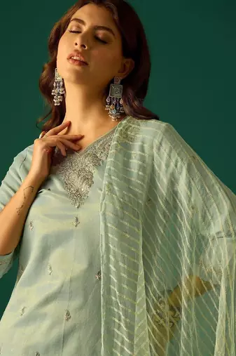 Ethnic Motifs Embroidered Zari Kurta With Sharara & Dupatta
