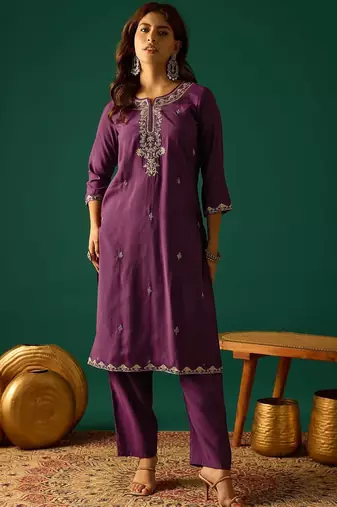 Women Ethnic Motifs Embroidered Kurta With Trousers & Dupatta Kurta Sets