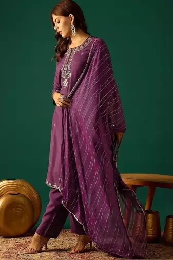 Women Ethnic Motifs Embroidered Kurta With Trousers & Dupatta Kurta Sets