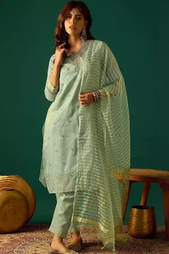Women Ethnic Motifs Embroidered Regular Kurta with Trousers & Dupatta