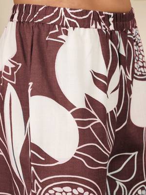 Women Floral Printed Kurta with Trousers 3