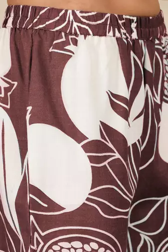 Women Floral Printed Kurta with Trousers