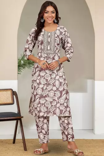 Floral Printed V-Neck Straight Kurta With Trouser