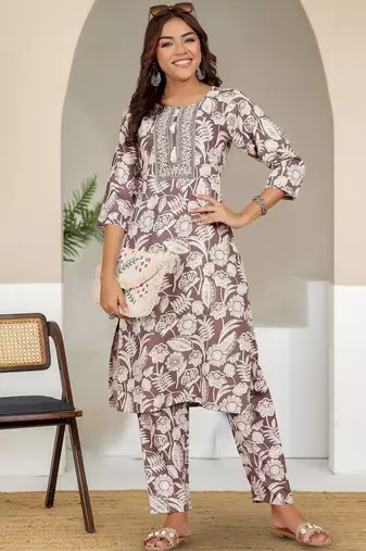 Floral Printed V-Neck Straight Kurta With Trouser