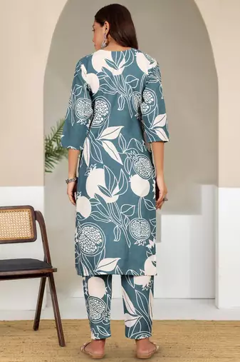 Women Floral Printed Kurta with Trousers