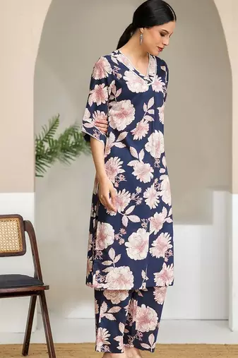Floral Printed V-Neck Pure Cotton Straight Kurta With Trouser