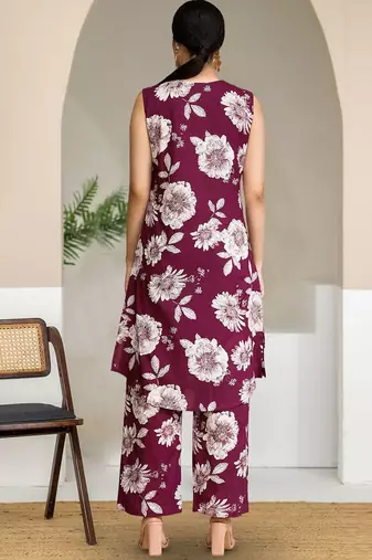 Floral Printed V-Neck Sleeveless Pure Cotton Straight Kurta With Trouser