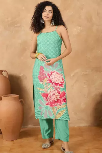 Women Floral Embroidered Kurta with Trousers & Dupatta