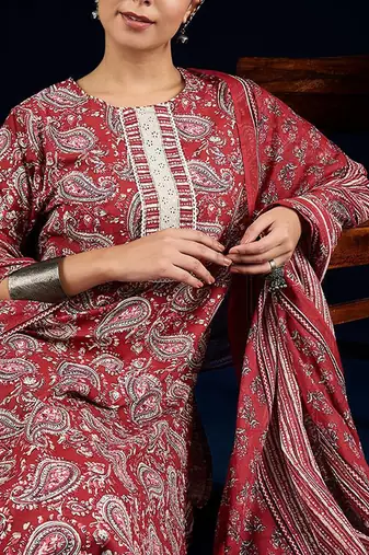 Women Paisley Printed Regular Kurta with Trousers & Dupatta