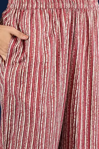 Women Paisley Printed Regular Kurta with Trousers & Dupatta
