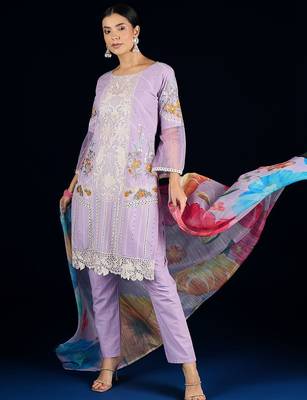 Women Floral Embroidered Cotton Kurta with Pyjamas & Dupatta 7