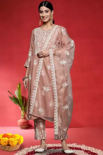 Women Ethnic Motifs Embroidered Thread Work Pure Cotton Kurta Set With Dupatta