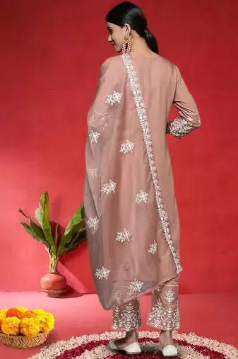 Women Ethnic Motifs Embroidered Thread Work Pure Cotton Kurta Set With Dupatta