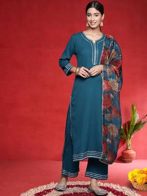 Women Regular Kurta with Trousers & Dupatta 1
