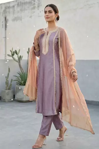 Women Solid Kurta with Trouser & Dupatta