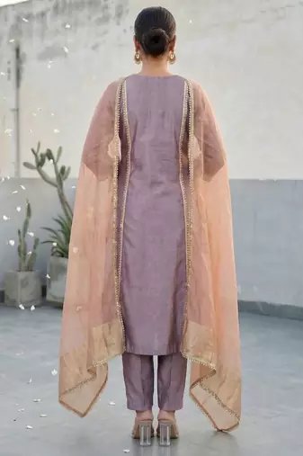 Women Solid Kurta with Trouser & Dupatta