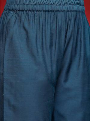 Women Ethnic Motifs Embroidered Kurta with Trouser & Dupatta 3