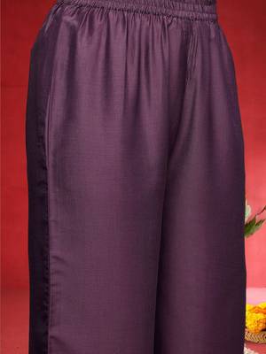 Women Floral Embroidered Regular Sequinned Kurta with Trousers & Dupatta 3